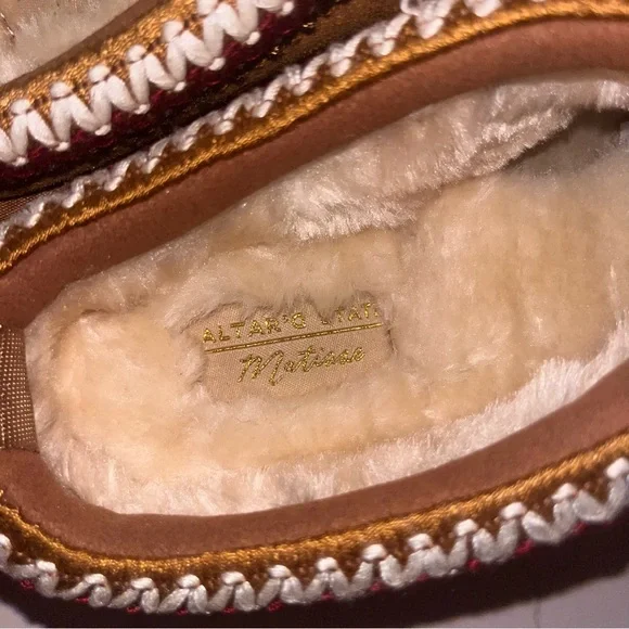 Altar'd State Tan Slip-On Shoes with Red Trim - Picture 3 of 6